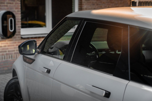 Land Rover Range Rover Evoque 1.5 P300e AWD R-Dynamic S 360 Camera Leder LED Lane-Assist 20''