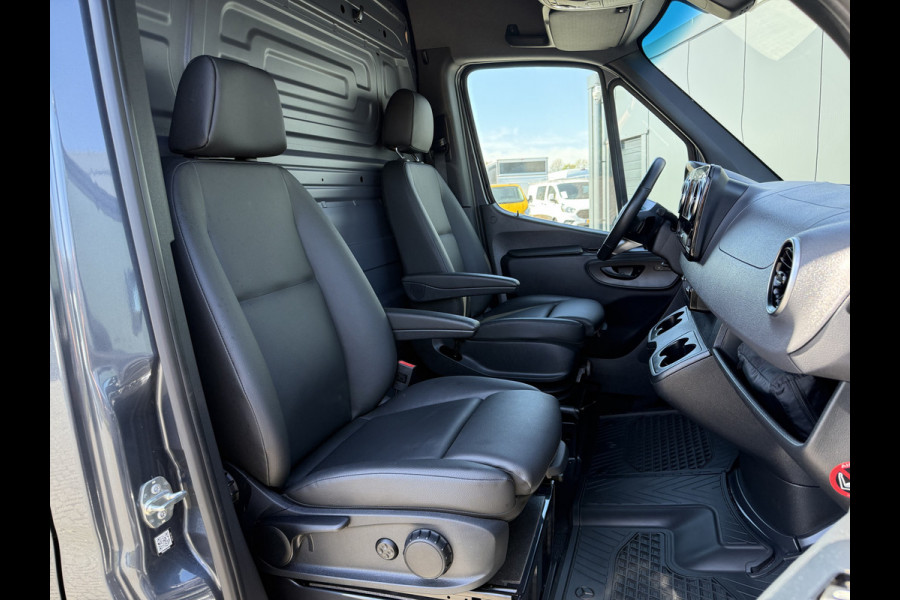 Mercedes-Benz Sprinter 319 CDI 191 PK 4x4 AUTOMAAT FACELIFT BPM VRIJ !! / 9G-TRONIC / L3H2 / STUUR EN STOELVERWARMING / 2.8 TONS TREKHAAK / CAMERA / AD
