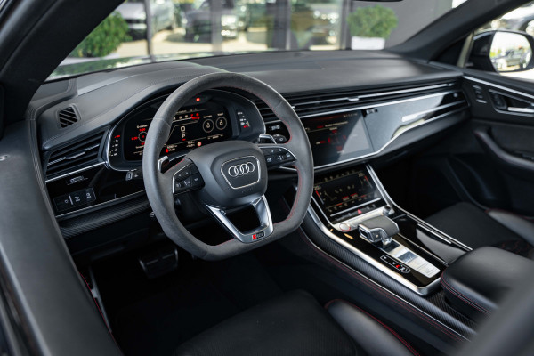 Audi RSQ8 4.0 TFSI RS quattro - Origineel NL | Dealeronderhouden | Panorama | Keramisch | B&O