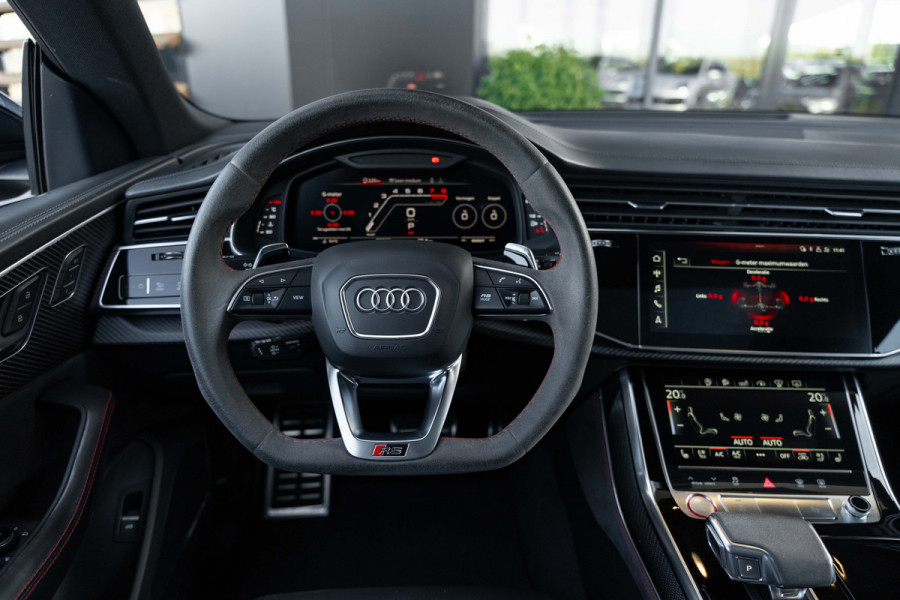 Audi RSQ8 4.0 TFSI RS quattro - Origineel NL | Dealeronderhouden | Panorama | Keramisch | B&O
