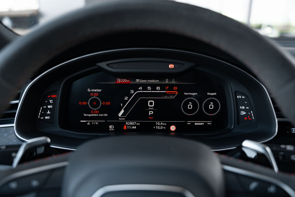 Audi RSQ8 4.0 TFSI RS quattro - Origineel NL | Dealeronderhouden | Panorama | Keramisch | B&O