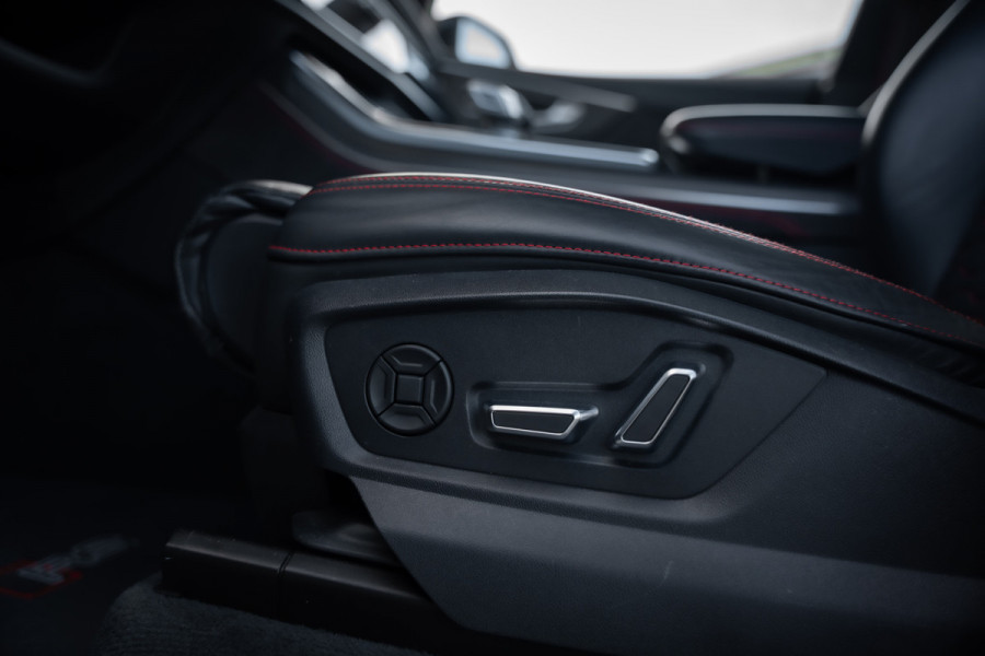 Audi RSQ8 4.0 TFSI RS quattro - Origineel NL | Dealeronderhouden | Panorama | Keramisch | B&O