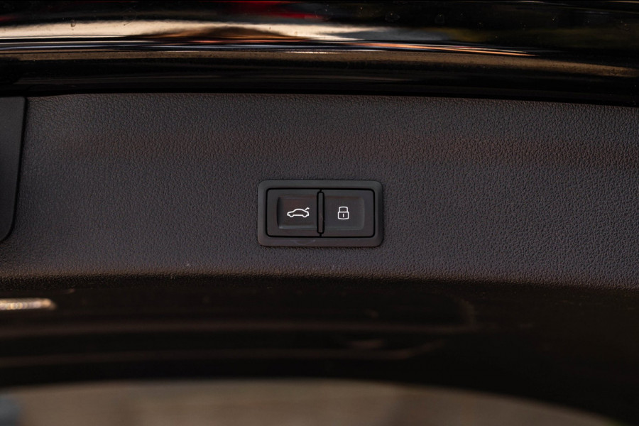 Audi A6 Avant 55 TFSI e Quattro Competition 367 PK Matrix LED ACC 360 Camera 20'' Performance