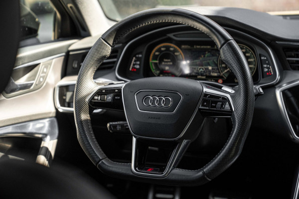 Audi A6 Avant 55 TFSI e Quattro Competition 367 PK Matrix LED ACC 360 Camera 20'' Performance