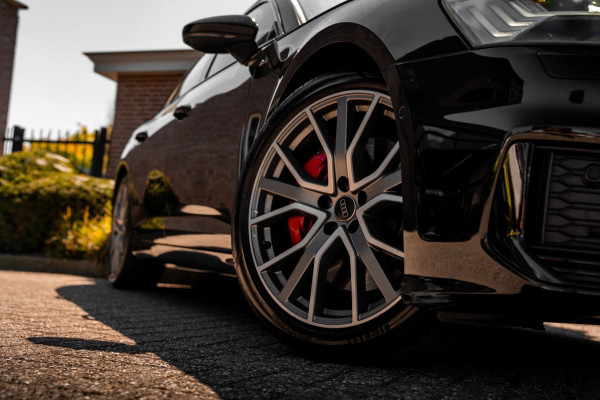 Audi A6 Avant 55 TFSI e Quattro Competition 367 PK Matrix LED ACC 360 Camera 20'' Performance