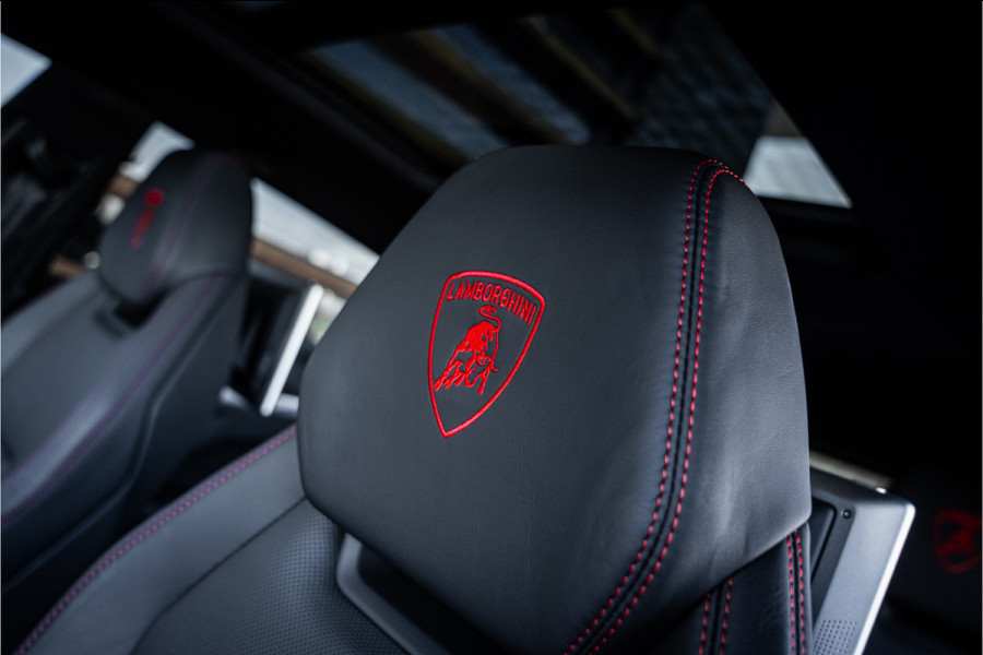 Lamborghini Urus 4.0 V8 - Panorama | Original Matte | 23'inch | B&O