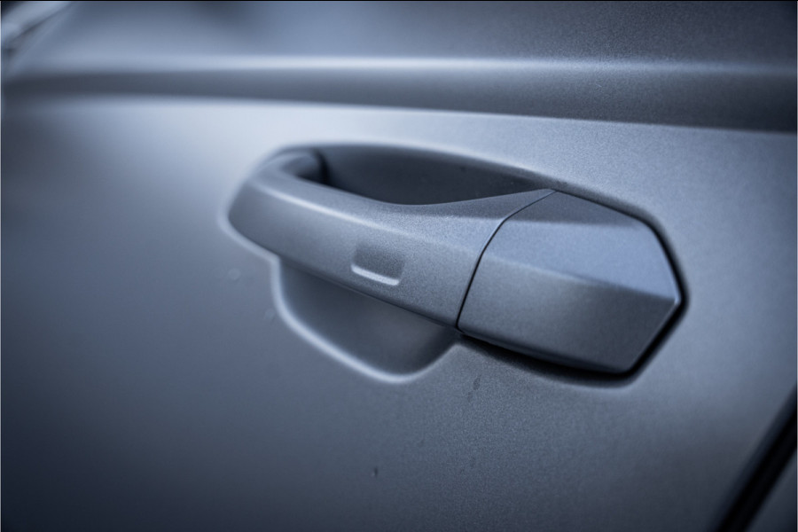 Lamborghini Urus 4.0 V8 - Panorama | Original Matte | 23'inch | B&O