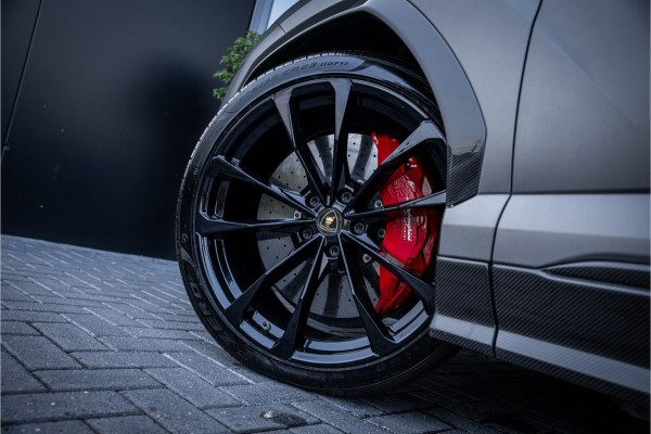 Lamborghini Urus 4.0 V8 - Panorama | Original Matte | 23'inch | B&O