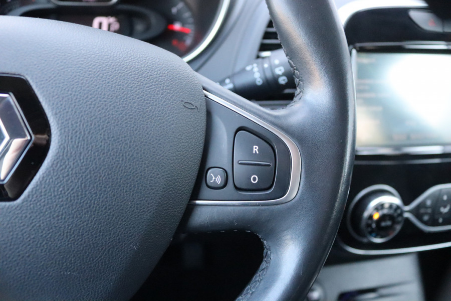 Renault Captur 1.3 TCe 150PK Intens Automaat Camera/Climate-control/Navigatie/Cruise-control
