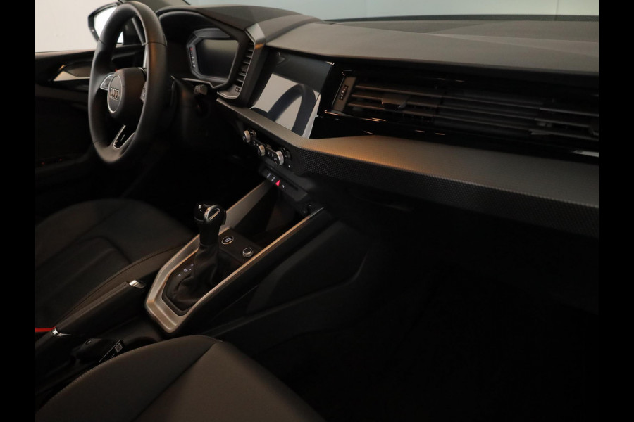 Audi A1 Sportback 35 TFSI S edition 150pk | Lederen bekleding | 18 inch Lichtmetalen | Led koplampen | Adaptieve cruise controle