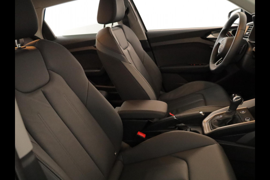 Audi A1 Sportback 35 TFSI S edition 150pk | Lederen bekleding | 18 inch Lichtmetalen | Led koplampen | Adaptieve cruise controle
