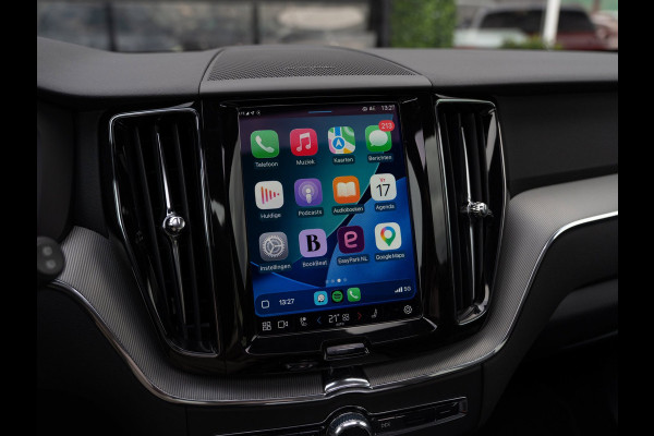 Volvo XC60 2.0 T6 Plug-in hybrid AWD Plus Dark | Pano | Surround View | H/K Sound |