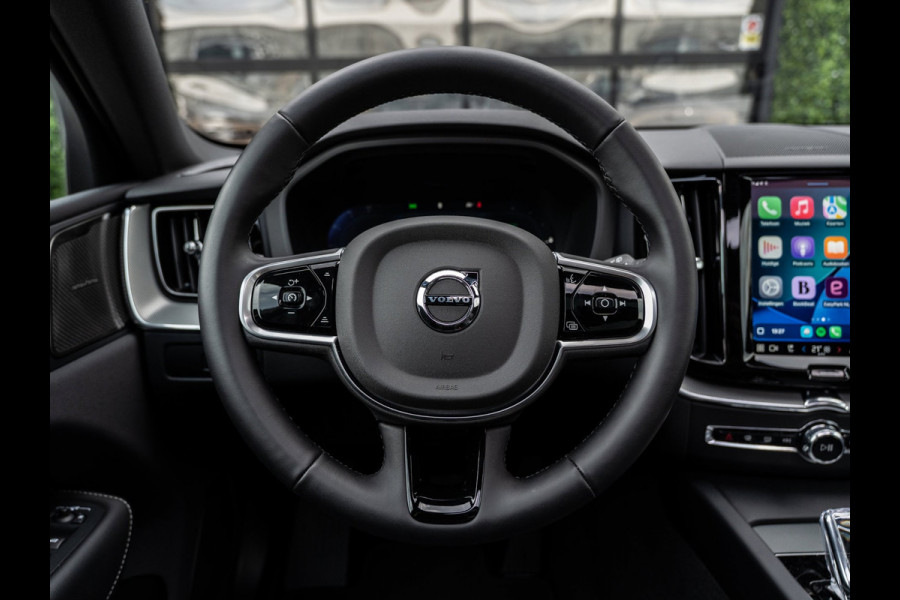 Volvo XC60 2.0 T6 Plug-in hybrid AWD Plus Dark | Pano | Surround View | H/K Sound |