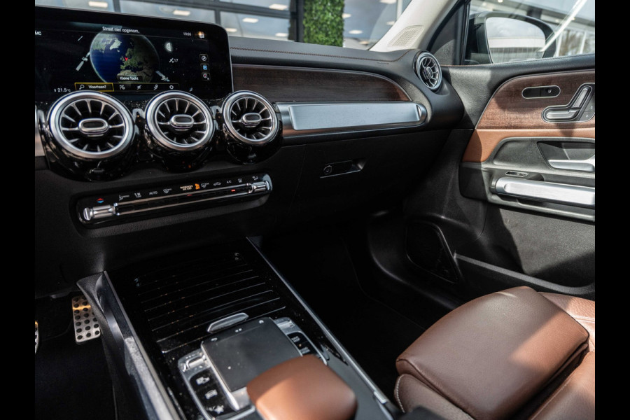 Mercedes-Benz Glb 200 Premium | AMG Night | Leder | Distronic