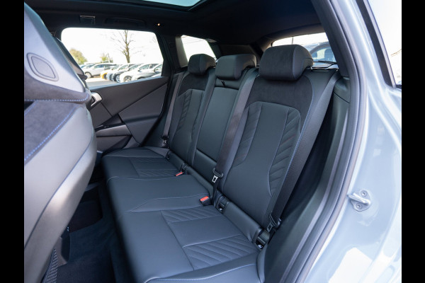 BMW X3 20 xDrive M-Sport | Driving Assistant Pro | Pano | Trekhaak | BTW