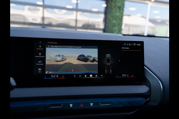 BMW X3 20 xDrive M-Sport | Driving Assistant Pro | Pano | Trekhaak | BTW