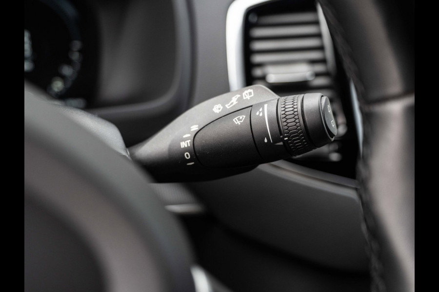 Volvo XC90 2.0 T8 Recharge AWD R-Design | Long Range | SOH 100% | Trekhaak | BTW