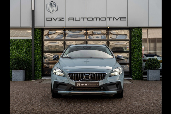 Volvo V40 Cross Country 1.5 T3 Aut. Momentum | Blis | 18" LMV | Winter Pack