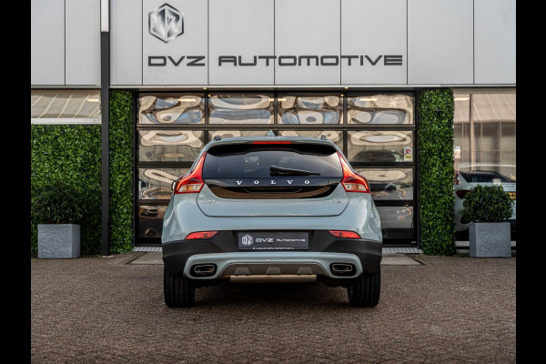 Volvo V40 Cross Country 1.5 T3 Aut. Momentum | Blis | 18" LMV | Winter Pack