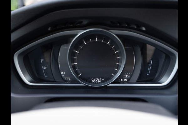 Volvo V40 Cross Country 1.5 T3 Aut. Momentum | Blis | 18" LMV | Winter Pack