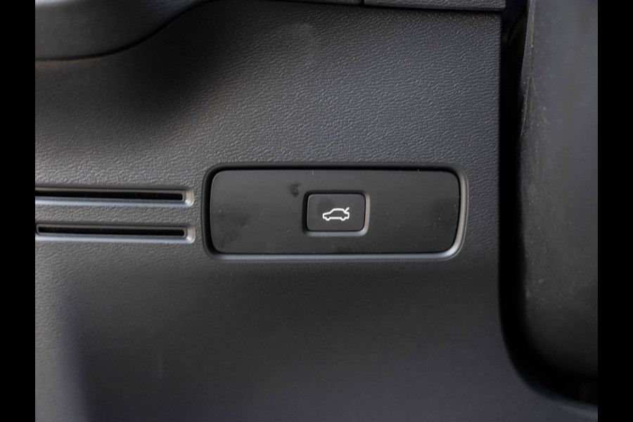 Volvo XC40 Recharge Twin Ultimate 78 kWh | SOH 90% | Pano | Camera | 20" LMV |