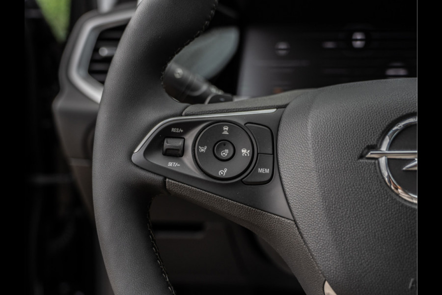 Opel Grandland 1.2 Turbo Hybrid EAT6 GS Advanced | Black Pack | 360 Camera | BTW