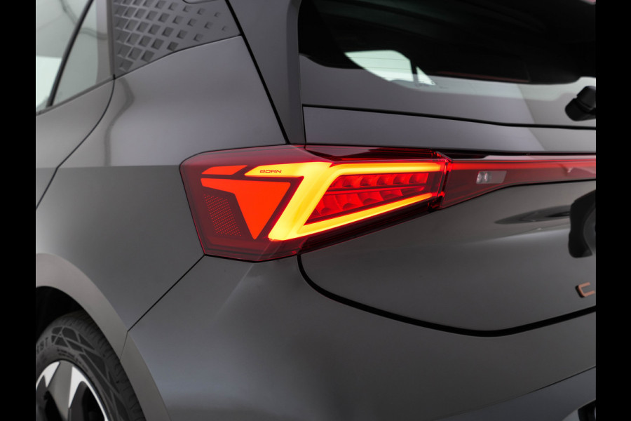 CUPRA Born Adrenaline 62 kWh [ 3-Fase-11kW ] {SOH-95%} (INCL-BTW) *HEATPUMP | ADAPTIVE-CRUISE | FULL-LED | MICROFIBRE | TOPVIEW | BLIND-SPOT | KEYLESS | NAVI-FULLMAP | ECC | PDC | DIGI-COCKPIT |  CARPLAY | SPORTSEATS | 19"ALU*