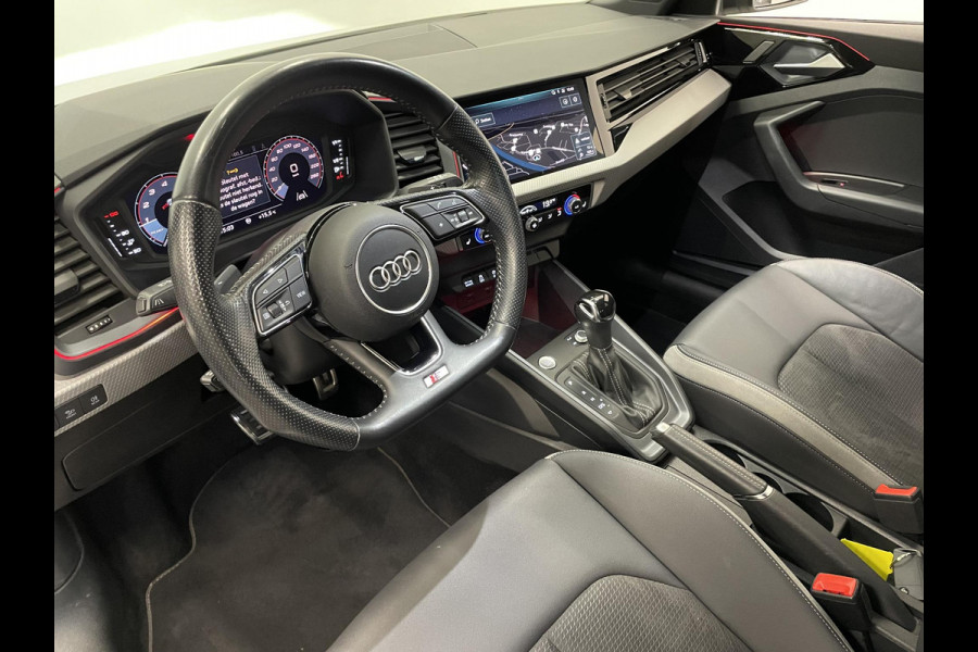 Audi A1 Sportback 2.0T 200 pk Automaat 40 TFSI S Line S-Line Interieur + Alcantara Full LED PDC VA+ Camera Cruise Control 17" Navi Virtual Cockpit