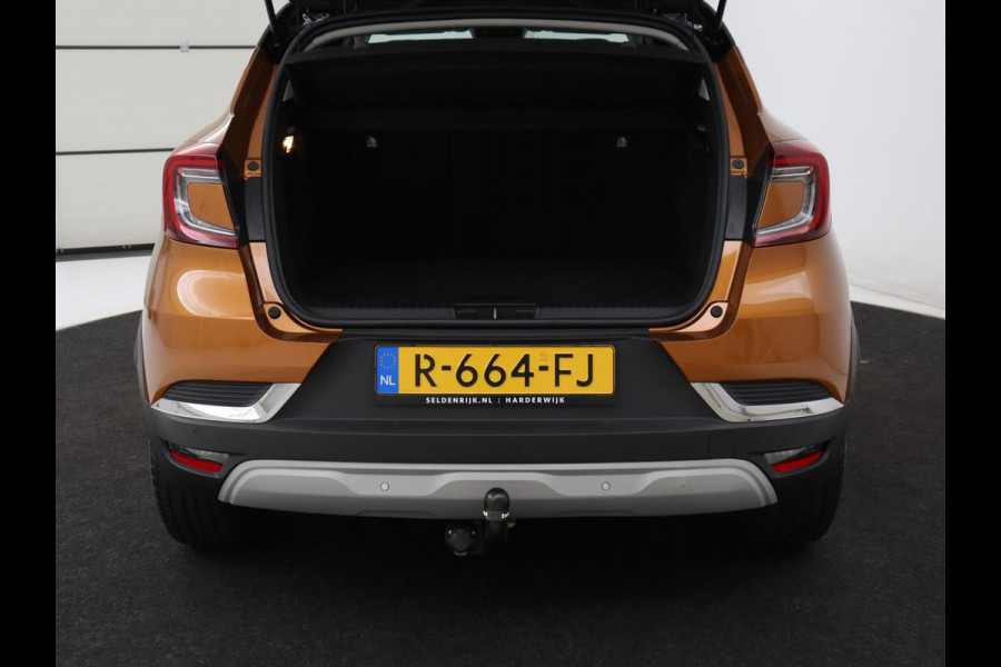 Renault Captur 1.3 TCe 140 Intens | Trekhaak | Carplay | Camera | Half leder | Full LED | Keyless | Climate control | Navigatie | Sfeerverlichting | Cruise control | Bluetooth | Parkeerhulp | Origineel NL