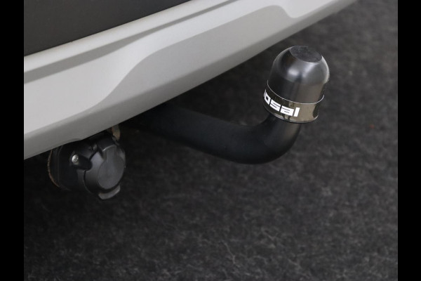 Renault Captur 1.3 TCe 140 Intens | Trekhaak | Carplay | Camera | Half leder | Full LED | Keyless | Climate control | Navigatie | Sfeerverlichting | Cruise control | Bluetooth | Parkeerhulp | Origineel NL