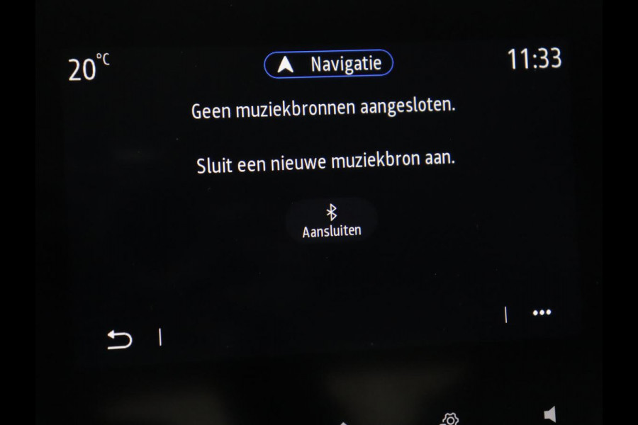 Renault Captur 1.3 TCe 140 Intens | Trekhaak | Carplay | Camera | Half leder | Full LED | Keyless | Climate control | Navigatie | Sfeerverlichting | Cruise control | Bluetooth | Parkeerhulp | Origineel NL