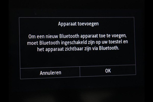 Renault Captur 1.3 TCe 140 Intens | Trekhaak | Carplay | Camera | Half leder | Full LED | Keyless | Climate control | Navigatie | Sfeerverlichting | Cruise control | Bluetooth | Parkeerhulp | Origineel NL