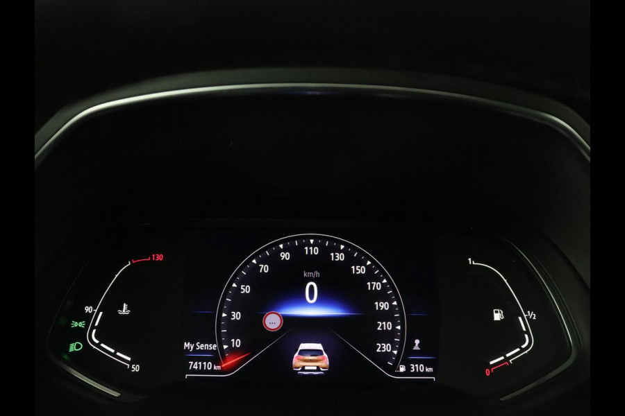 Renault Captur 1.3 TCe 140 Intens | Trekhaak | Carplay | Camera | Half leder | Full LED | Keyless | Climate control | Navigatie | Sfeerverlichting | Cruise control | Bluetooth | Parkeerhulp | Origineel NL