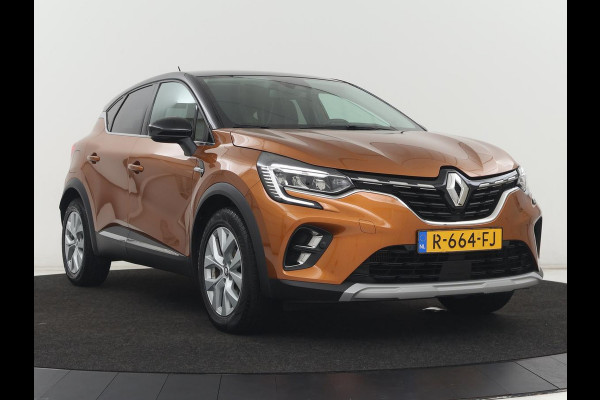Renault Captur 1.3 TCe 140 Intens | Trekhaak | Carplay | Camera | Half leder | Full LED | Keyless | Climate control | Navigatie | Sfeerverlichting | Cruise control | Bluetooth | Parkeerhulp | Origineel NL