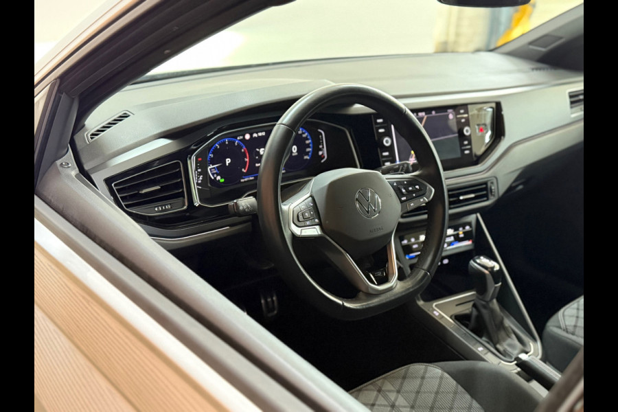 Volkswagen Polo 1.0 TSI R-Line | 110PK | IQ.Drive pakket | Virtual | Full LED Matrix Beam | Camera | Discover Pro | Clima |Ambient