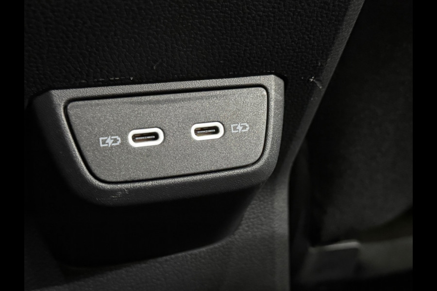 Volkswagen Polo 1.0 TSI R-Line | 110PK | IQ.Drive pakket | Virtual | Full LED Matrix Beam | Camera | Discover Pro | Clima |Ambient