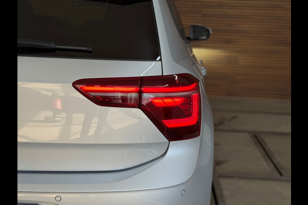 Volkswagen Polo 1.0 TSI R-Line | 110PK | IQ.Drive pakket | Virtual | Full LED Matrix Beam | Camera | Discover Pro | Clima |Ambient