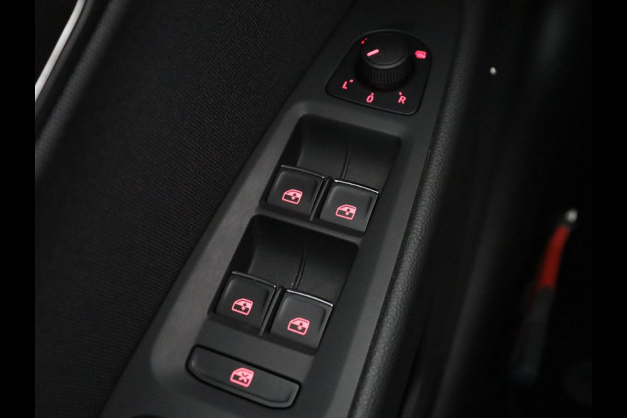 Seat Leon 1.5 TSI FR Intense | 1e eigenaar | Stoelverwarming | Carplay | Beats Pack | Full LED | Virtual Cockpit | Keyless | Climate control | Parkeerhulp | Cruise control | Navigatie