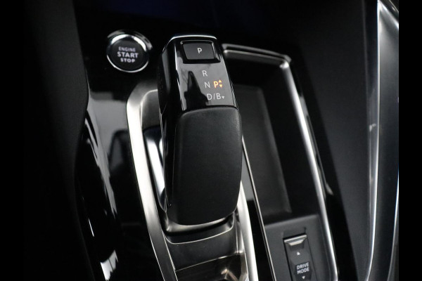 Peugeot 3008 1.6 HYbrid 225 GT Line | SOH 89% | Adaptive cruise | Half leder | Camera | Navigatie | Carplay | Dodehoek detectie | Digital Cockpit | Climate control | Bluetooth | PHEV | Plug In