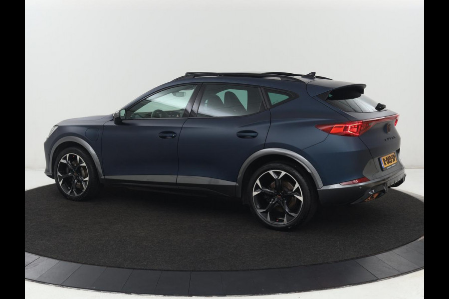 CUPRA Formentor 1.4 eHybrid VZ Performance | SOH 89% | Panoramadak | Leder | Stoelverwarming | Carplay | Sfeerverlichting | Adaptive cruise | Camera | Navigatie | Stuurverwarming | PHEV | Plug In