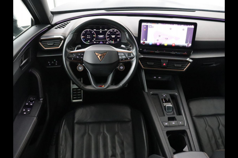 CUPRA Formentor 1.4 eHybrid VZ Performance | SOH 89% | Panoramadak | Leder | Stoelverwarming | Carplay | Sfeerverlichting | Adaptive cruise | Camera | Navigatie | Stuurverwarming | PHEV | Plug In