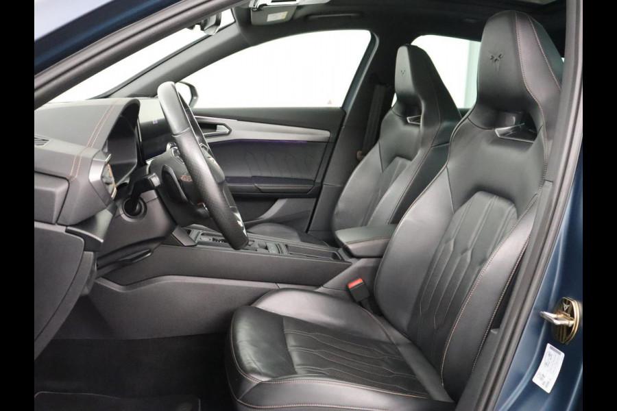 CUPRA Formentor 1.4 eHybrid VZ Performance | SOH 89% | Panoramadak | Leder | Stoelverwarming | Carplay | Sfeerverlichting | Adaptive cruise | Camera | Navigatie | Stuurverwarming | PHEV | Plug In