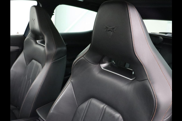 CUPRA Formentor 1.4 eHybrid VZ Performance | SOH 89% | Panoramadak | Leder | Stoelverwarming | Carplay | Sfeerverlichting | Adaptive cruise | Camera | Navigatie | Stuurverwarming | PHEV | Plug In