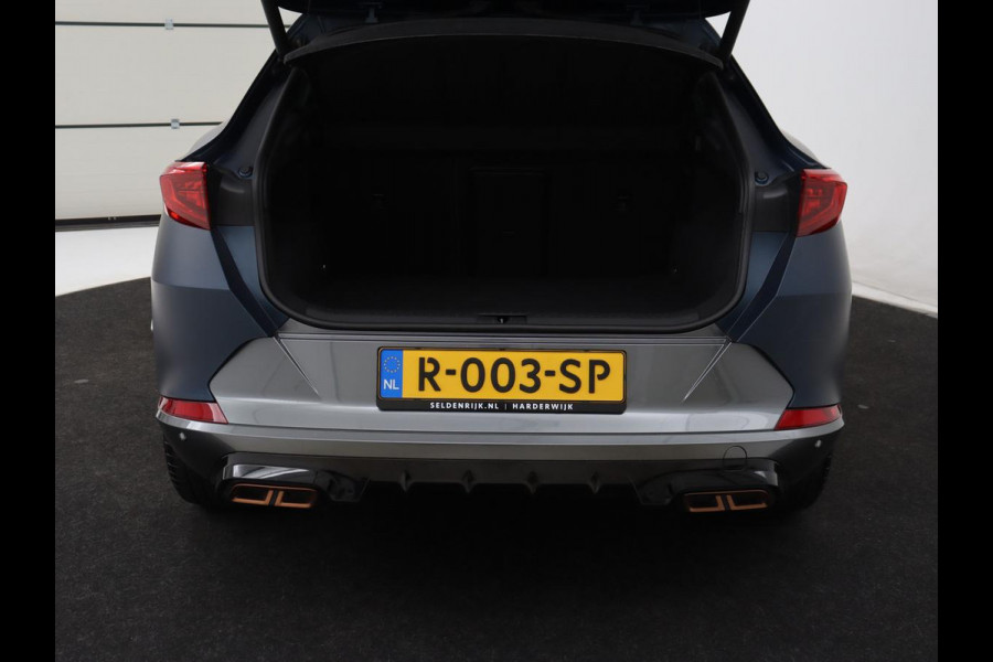 CUPRA Formentor 1.4 eHybrid VZ Performance | SOH 89% | Panoramadak | Leder | Stoelverwarming | Carplay | Sfeerverlichting | Adaptive cruise | Camera | Navigatie | Stuurverwarming | PHEV | Plug In