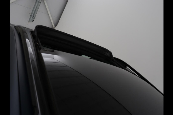 CUPRA Formentor 1.4 eHybrid VZ Performance | SOH 89% | Panoramadak | Leder | Stoelverwarming | Carplay | Sfeerverlichting | Adaptive cruise | Camera | Navigatie | Stuurverwarming | PHEV | Plug In