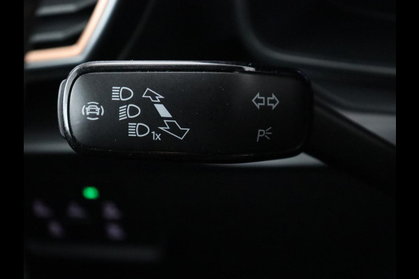 CUPRA Formentor 1.4 eHybrid VZ Performance | SOH 89% | Panoramadak | Leder | Stoelverwarming | Carplay | Sfeerverlichting | Adaptive cruise | Camera | Navigatie | Stuurverwarming | PHEV | Plug In