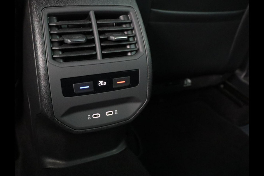 CUPRA Formentor 1.4 eHybrid VZ Performance | SOH 89% | Panoramadak | Leder | Stoelverwarming | Carplay | Sfeerverlichting | Adaptive cruise | Camera | Navigatie | Stuurverwarming | PHEV | Plug In