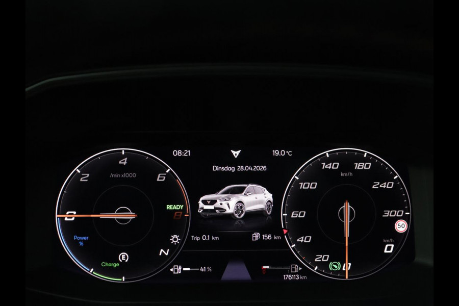 CUPRA Formentor 1.4 eHybrid VZ Performance | SOH 89% | Panoramadak | Leder | Stoelverwarming | Carplay | Sfeerverlichting | Adaptive cruise | Camera | Navigatie | Stuurverwarming | PHEV | Plug In