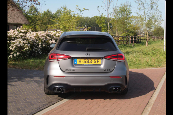 Mercedes-Benz A-Klasse AMG 35 4MATIC Edition 1 | Head-Up Display | Burmester | Camera | Sfeerverlichting | Schaalstoelen |