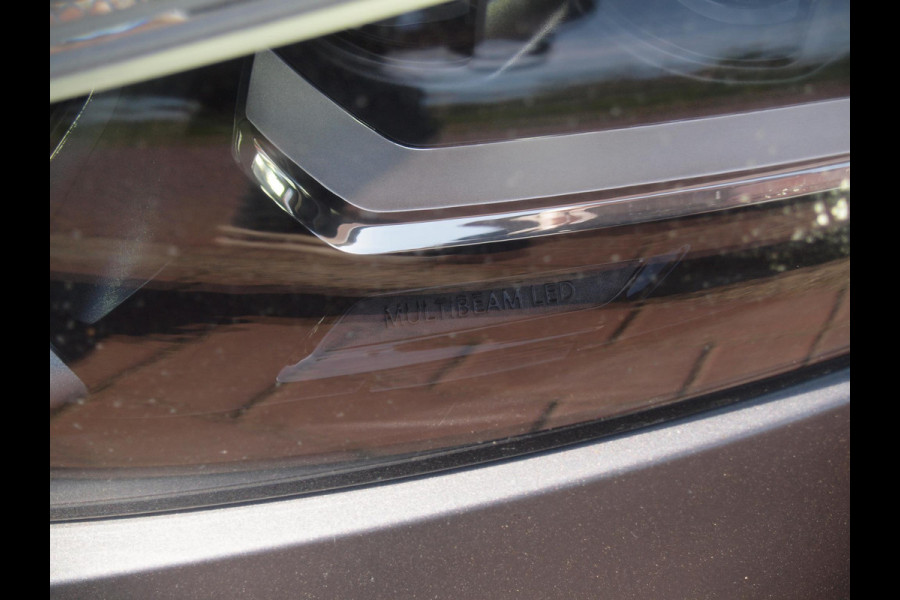 Mercedes-Benz A-Klasse AMG 35 4MATIC Edition 1 | Head-Up Display | Burmester | Camera | Sfeerverlichting | Schaalstoelen |